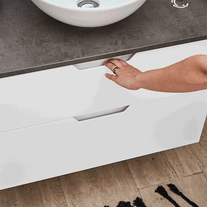 Noro studio SoftClose drawers