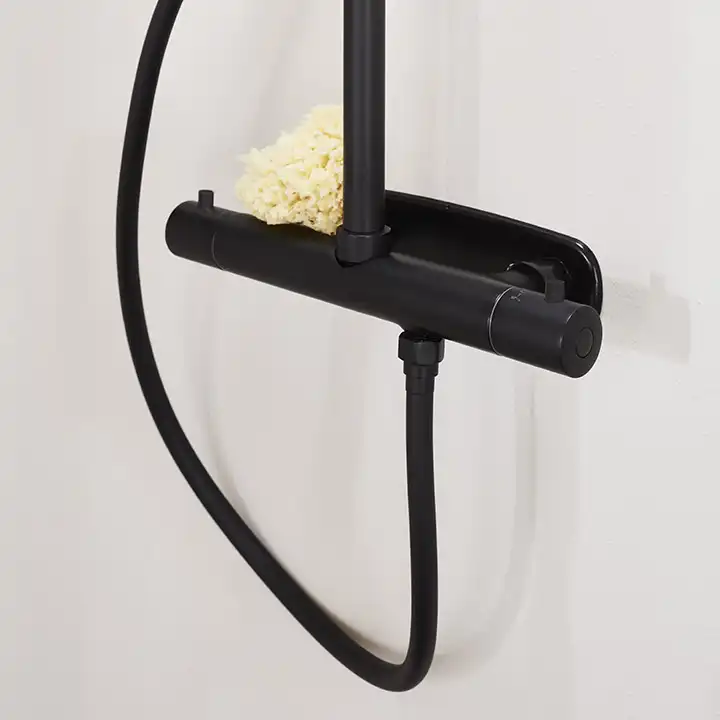 Noro Studio overhead shower
