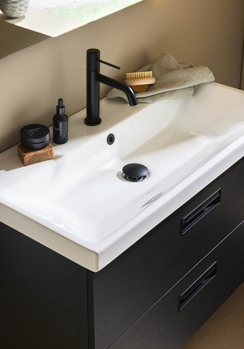 UNDER CABINET RELOUNGE BLACK WOOD STRUCTURE 800 WITH BASIN